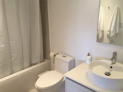 2600 E Hallandale Beach Hallandale Beach FL 33009