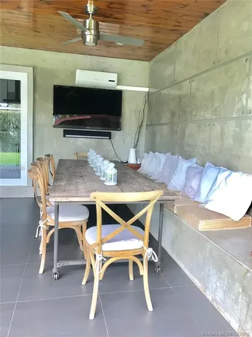 19921 NE 20th Court Miami FL 33179