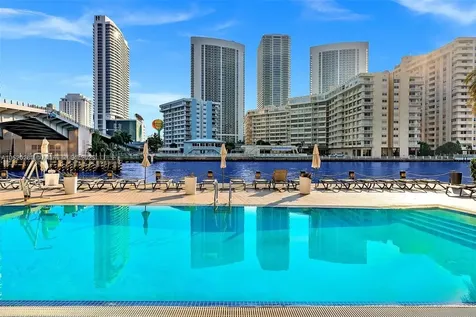 2602 E Hallandale Beach Hallandale Beach FL 33009