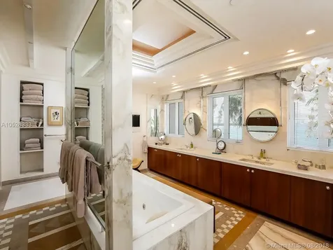 4952 Fisher Island Drive Fisher Island FL 33109