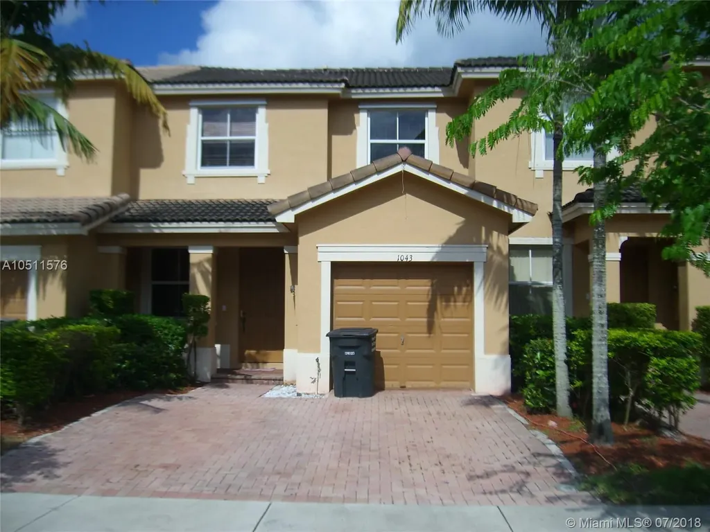 1043 NE 41st Place Homestead FL 33033