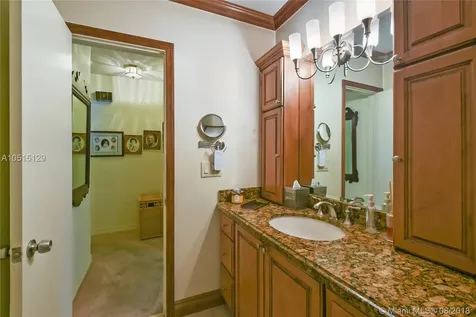 5820 SW 99th Terrace Pinecrest FL 33156