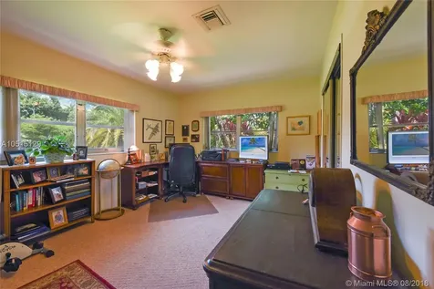 5820 SW 99th Terrace Pinecrest FL 33156