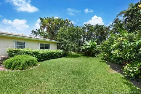 5820 SW 99th Terrace Pinecrest FL 33156