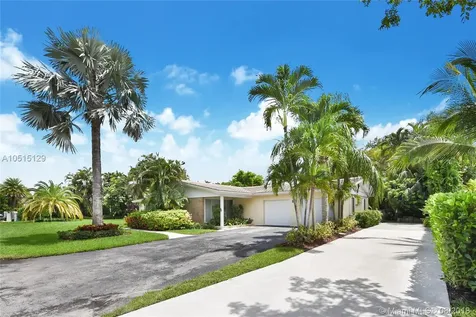 5820 SW 99th Terrace Pinecrest FL 33156