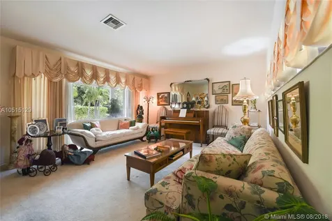 5820 SW 99th Terrace Pinecrest FL 33156