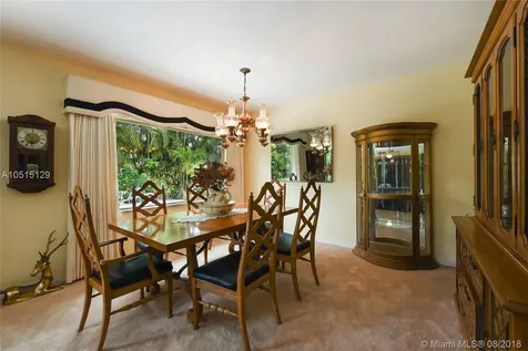 5820 SW 99th Terrace Pinecrest FL 33156