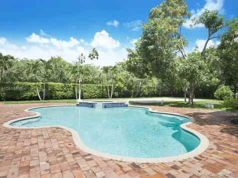 11111 SW 77th Avenue Pinecrest FL 33156