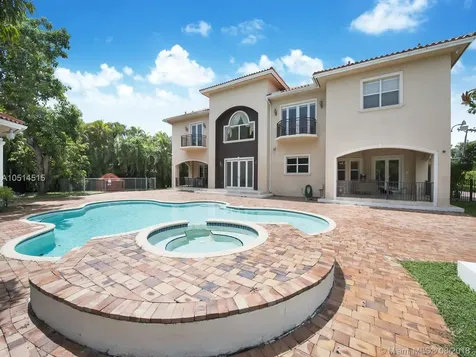 11111 SW 77th Avenue Pinecrest FL 33156