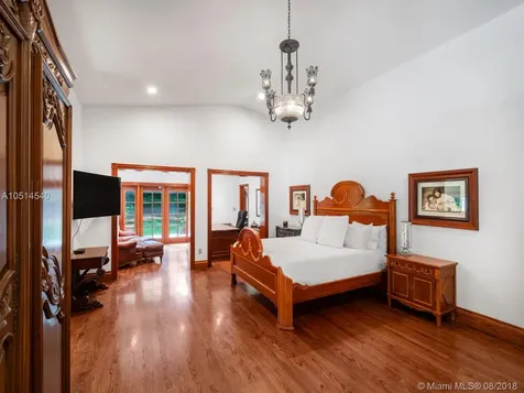 7450 Vistalmar Street Coral Gables FL 33143