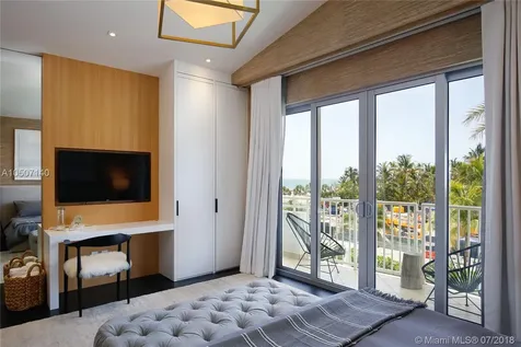 1801 Collins Avenue Miami Beach FL 33139
