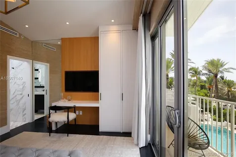 1801 Collins Avenue Miami Beach FL 33139