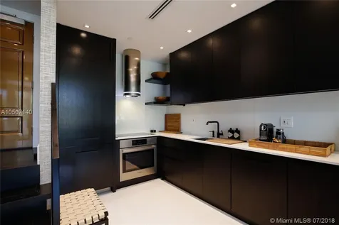 1801 Collins Avenue Miami Beach FL 33139