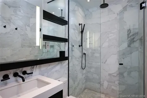 1801 Collins Avenue Miami Beach FL 33139