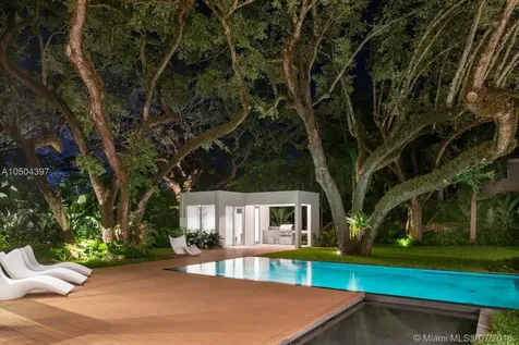 4700 SW 74th Street Miami FL 33143