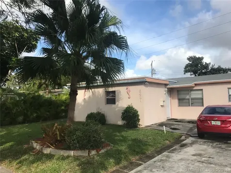 6421 Sherman Street Hollywood FL 33024