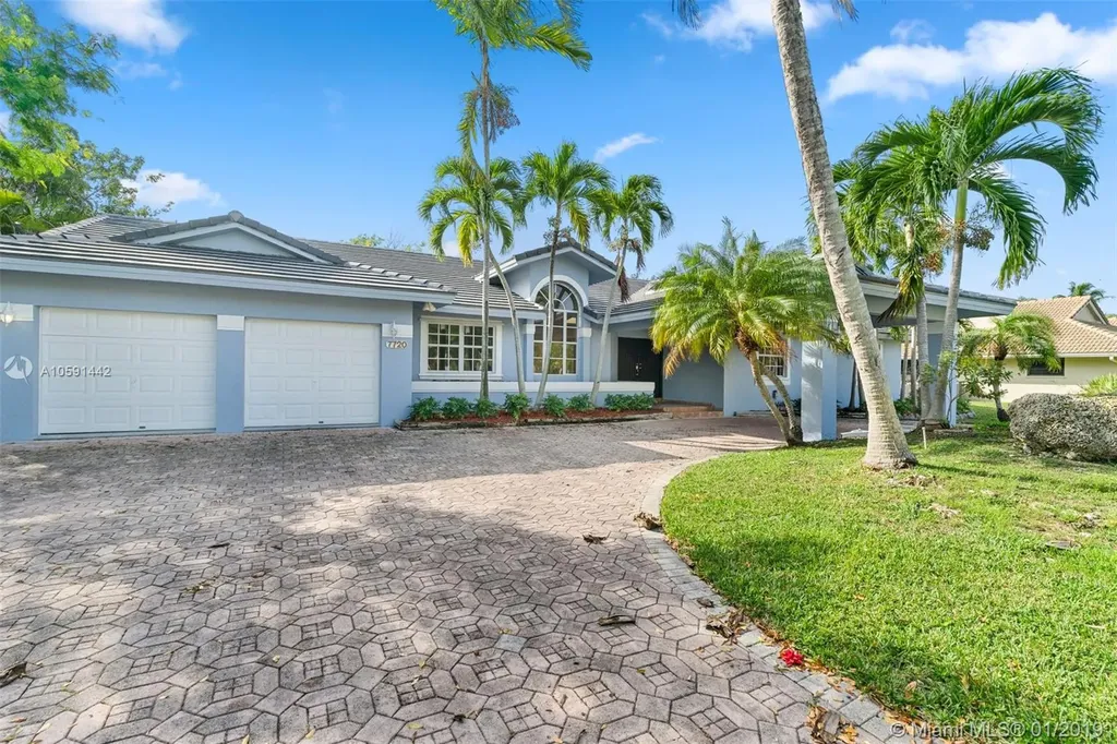 7720 SW 177th Street Palmetto Bay FL 33157