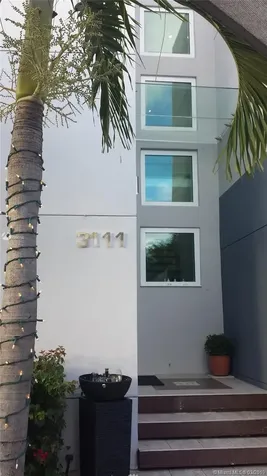 3111 SW 27 Lane Miami FL 33133