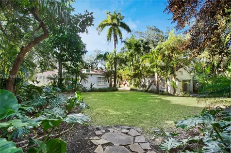 2891 Seminole Street Miami FL 33133