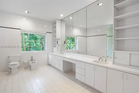 2891 Seminole Street Miami FL 33133