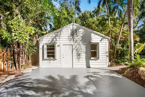 2891 Seminole Street Miami FL 33133