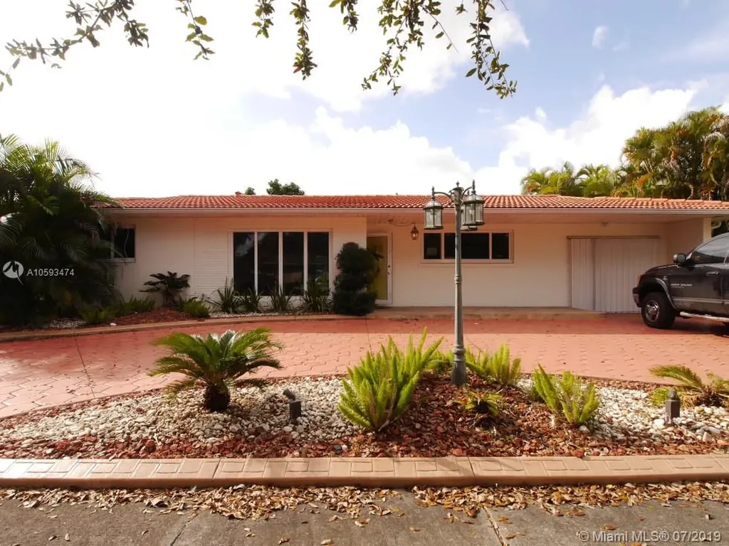 14140 Cypress Court Miami Lakes FL 33014