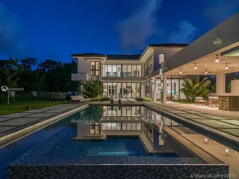 6801 SW 92nd Street Pinecrest FL 33156