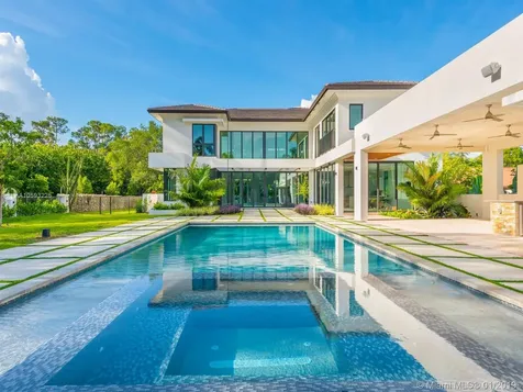 6801 SW 92nd Street Pinecrest FL 33156