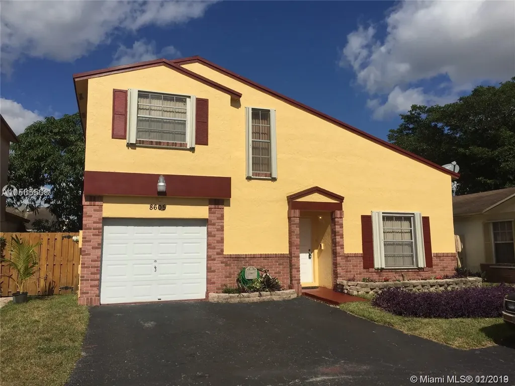 8605 NW 192nd Terrace Hialeah FL 33015