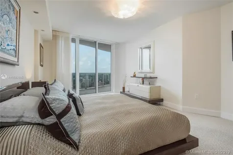 17201 Collins Avenue Sunny Isles Beach FL 33160