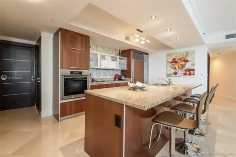 17201 Collins Avenue Sunny Isles Beach FL 33160