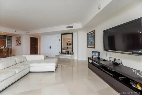 17201 Collins Avenue Sunny Isles Beach FL 33160