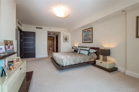 17201 Collins Avenue Sunny Isles Beach FL 33160