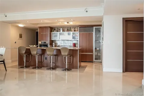 17201 Collins Avenue Sunny Isles Beach FL 33160