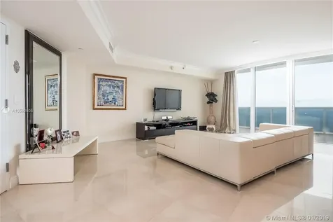 17201 Collins Avenue Sunny Isles Beach FL 33160