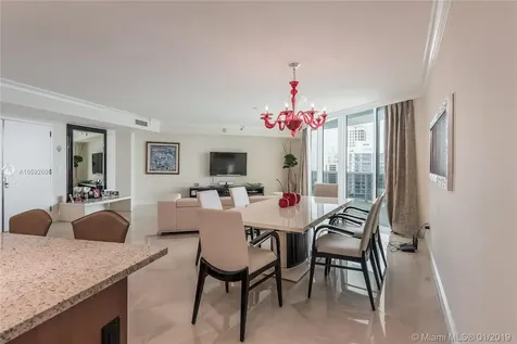 17201 Collins Avenue Sunny Isles Beach FL 33160