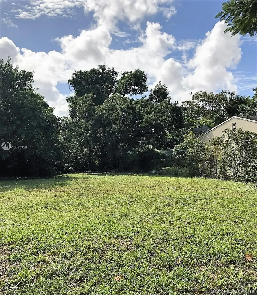 38 NW 50th Street Miami FL 33127