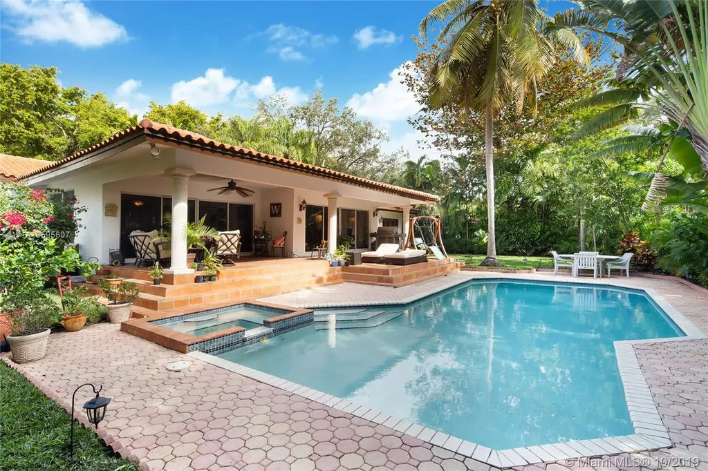 924 Catalonia Avenue Coral Gables FL 33134