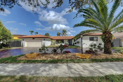 15905 W Prestwick Place Miami Lakes FL 33014