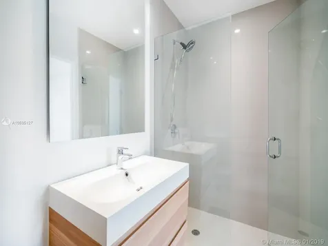 643 Palm Drive Hallandale Beach FL 33009