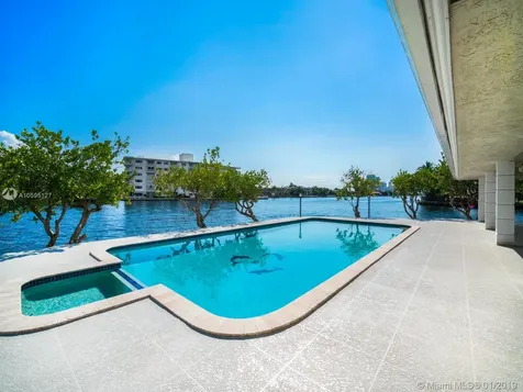 643 Palm Drive Hallandale Beach FL 33009