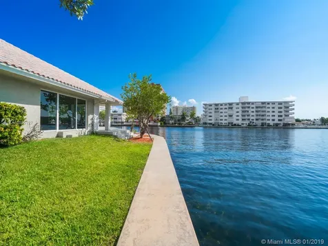 643 Palm Drive Hallandale Beach FL 33009