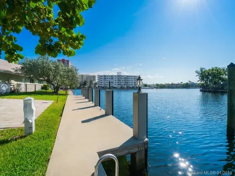 643 Palm Drive Hallandale Beach FL 33009