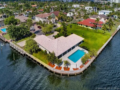 643 Palm Drive Hallandale Beach FL 33009