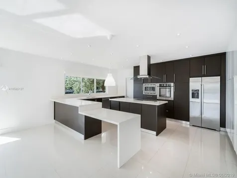 643 Palm Drive Hallandale Beach FL 33009