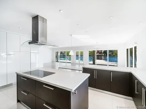 643 Palm Drive Hallandale Beach FL 33009