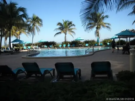 3901 S Ocean Drive Hollywood FL 33019
