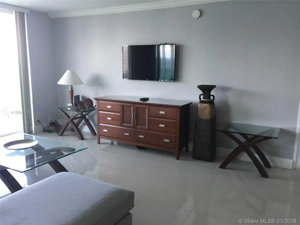 3901 S Ocean Drive Hollywood FL 33019