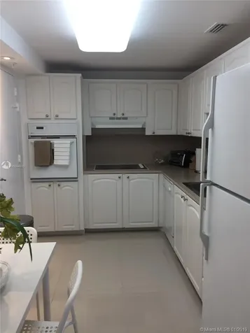 3901 S Ocean Drive Hollywood FL 33019