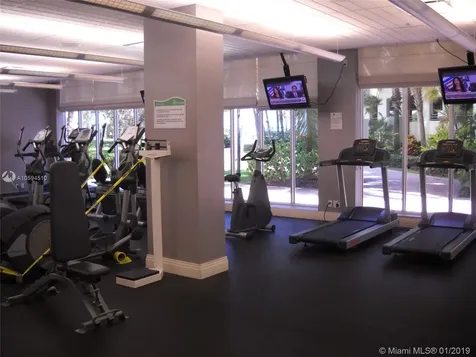 3901 S Ocean Drive Hollywood FL 33019